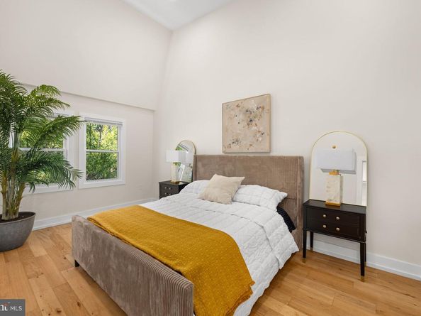 310 S Alfred Street, Alexandria VA 22314