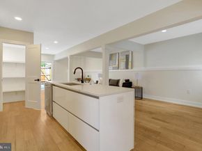 310 S Alfred Street, Alexandria VA 22314