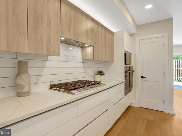 310 S Alfred Street, Alexandria VA 22314