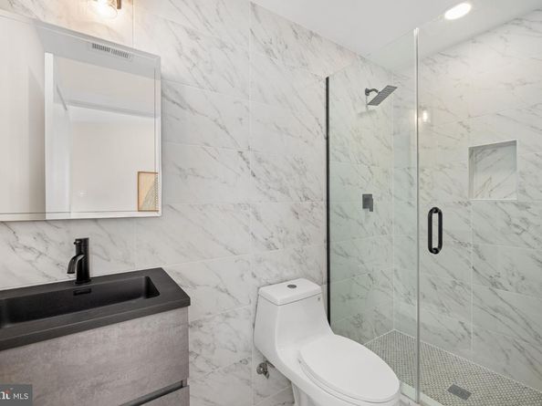 310 S Alfred Street, Alexandria VA 22314