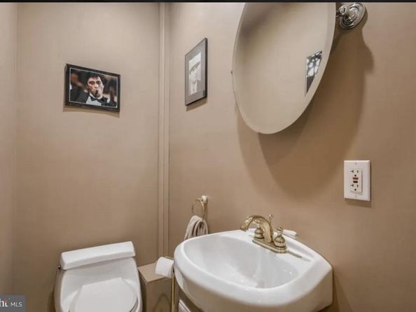 2214 S Bouvier Street, Philadelphia PA 19145