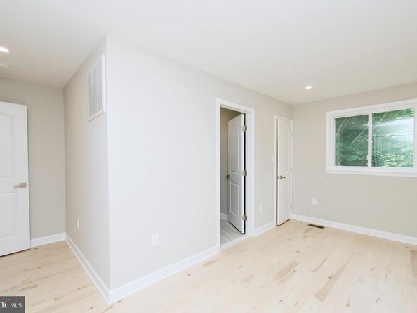 318 N Payne Street, Alexandria VA 22314