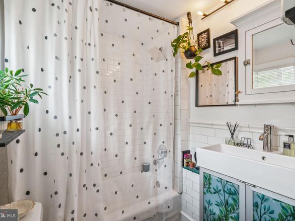 1612 Addison Street, Philadelphia PA 19146