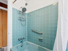 7426 Rockwell Avenue, Philadelphia PA 19111