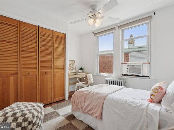 7426 Rockwell Avenue, Philadelphia PA 19111