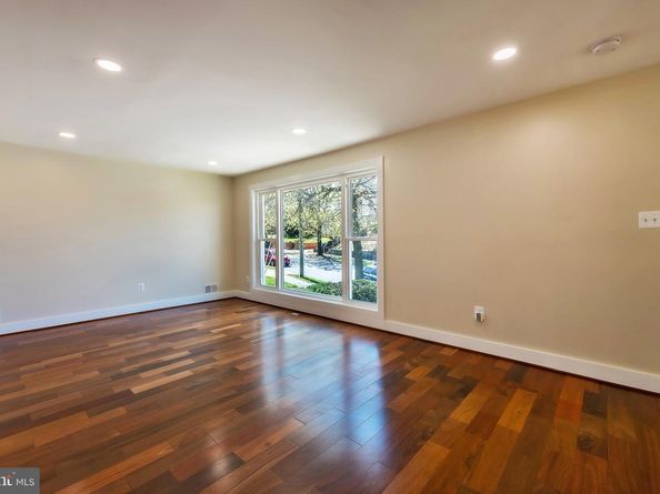 3651 Highwood Drive SE, Washington DC 20020