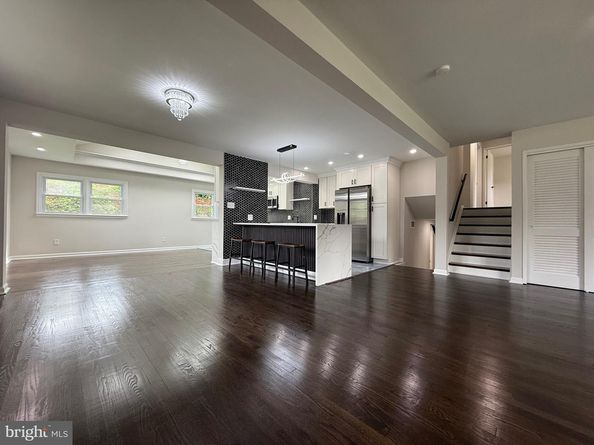 7102 Jayhawk Street, Annandale VA 22003