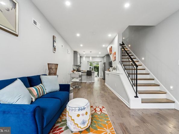 2124 Fernon Street, Philadelphia PA 19145