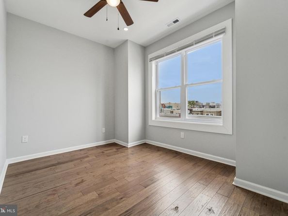 2124 Fernon Street, Philadelphia PA 19145