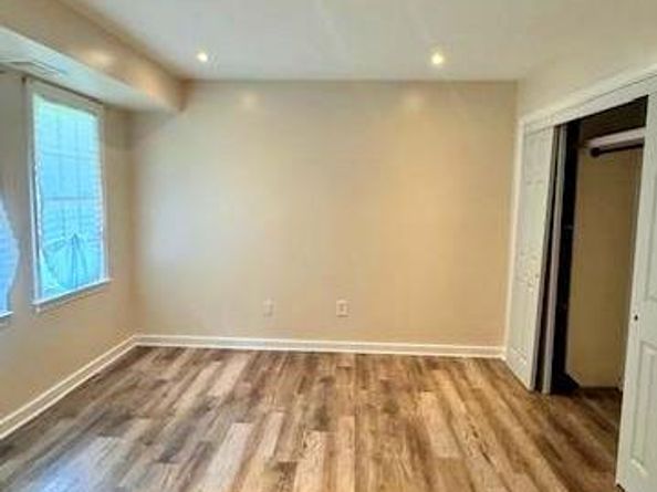 1048 Brixton Court, Sterling VA 20164