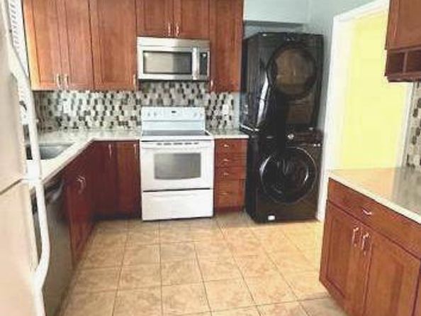 1048 Brixton Court, Sterling VA 20164