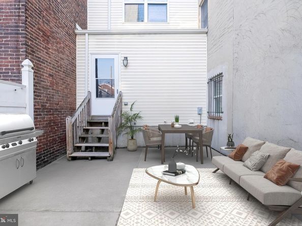 1241 S 2nd Street, Philadelphia PA 19147