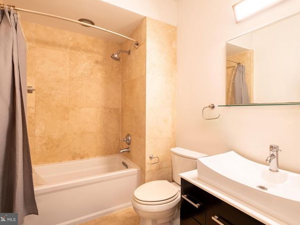 1241 S 2nd Street, Philadelphia PA 19147