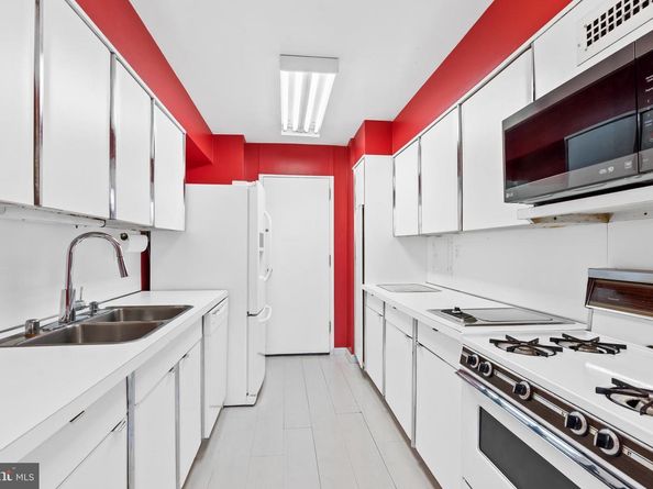 2510 Virginia Avenue NW 708N, Washington DC 20037