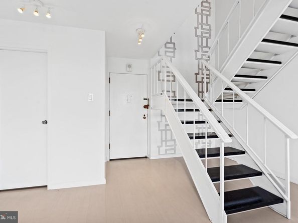 2510 Virginia Avenue NW 708N, Washington DC 20037