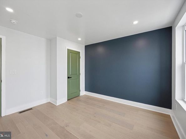 3043 Cedar Street, Philadelphia PA 19134