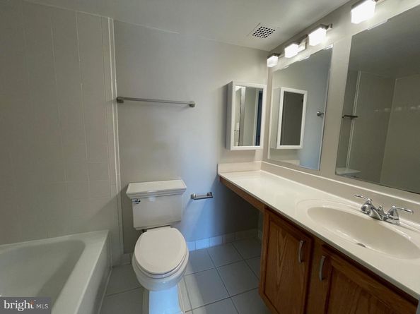 200 N Pickett Street N 703, Alexandria VA 22304