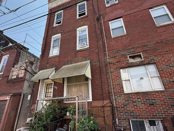 1502 Moore Street, Philadelphia PA 19145