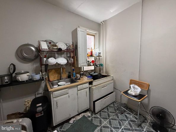 1502 Moore Street, Philadelphia PA 19145
