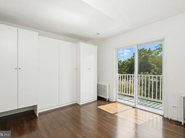 2712 O Street NW, Washington DC 20007