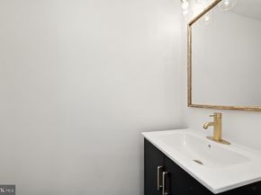 2712 O Street NW, Washington DC 20007