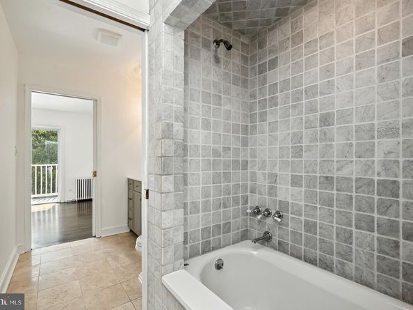 2712 O Street NW, Washington DC 20007