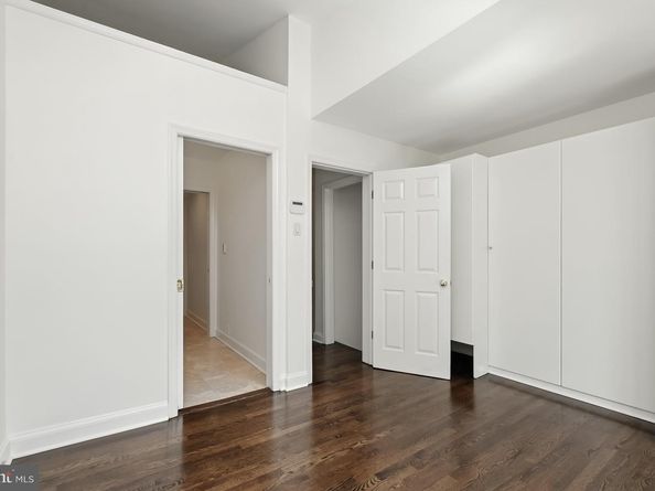 2712 O Street NW, Washington DC 20007