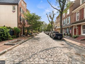 246 Delancey Street, Philadelphia PA 19106