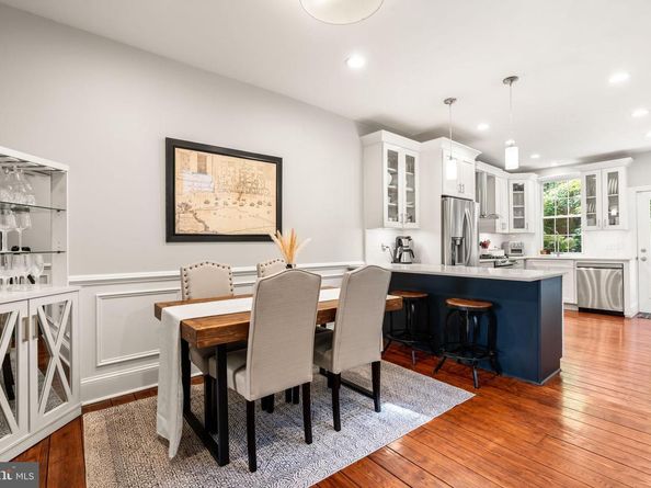 246 Delancey Street, Philadelphia PA 19106