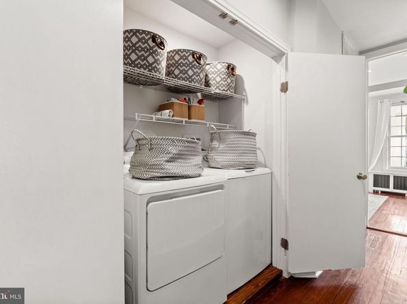 246 Delancey Street, Philadelphia PA 19106