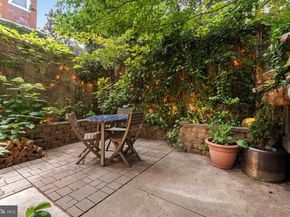 246 Delancey Street, Philadelphia PA 19106