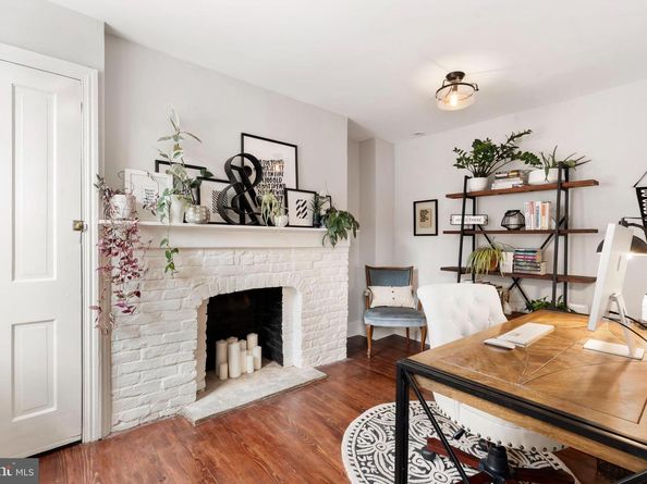 246 Delancey Street, Philadelphia PA 19106