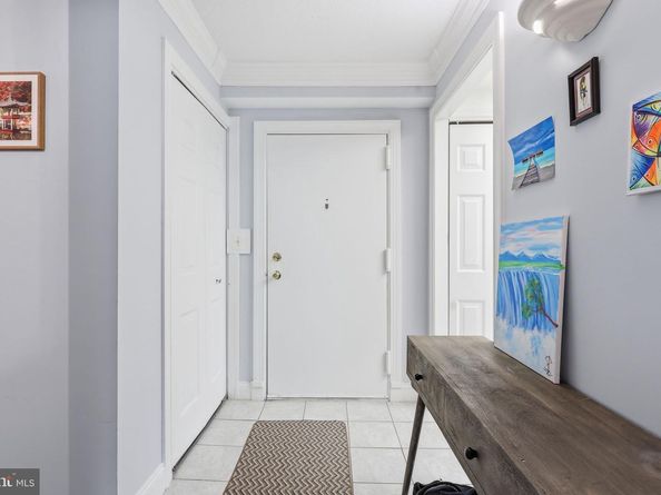 7600 Tremayne Place 110, Mclean VA 22102