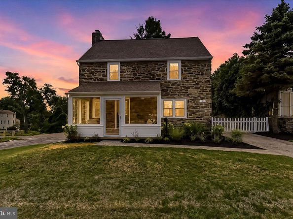 125 S Sproul Road, Broomall PA 19008