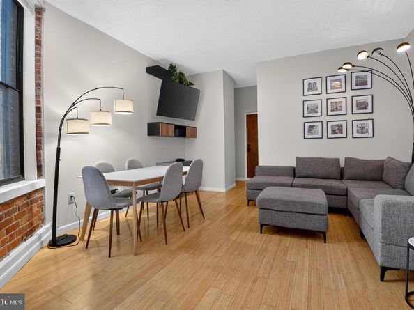 1615 Q Street NW 908, Washington DC 20009
