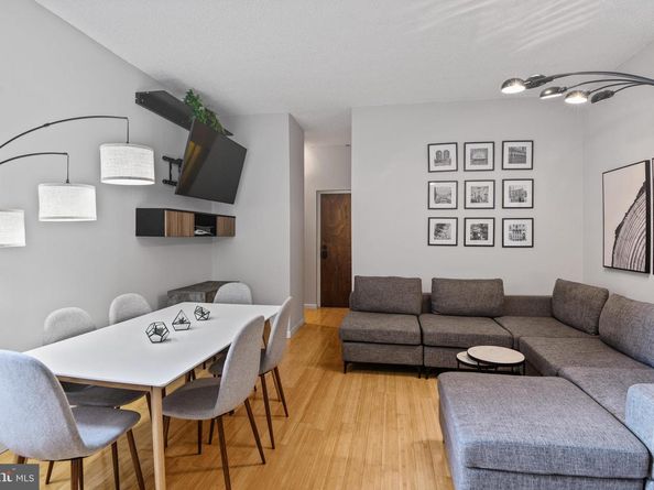 1615 Q Street NW 908, Washington DC 20009