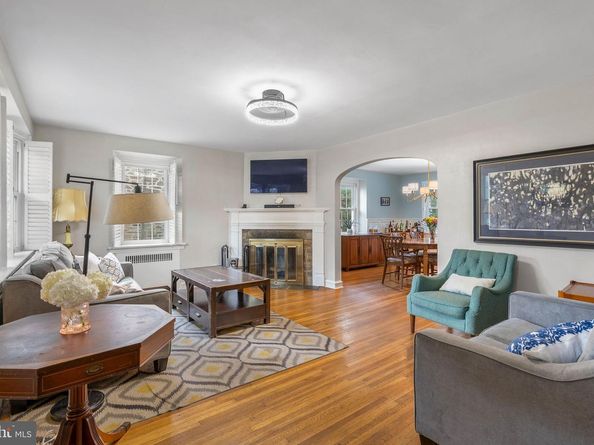 5240 Oleander Road, Drexel Hill PA 19026