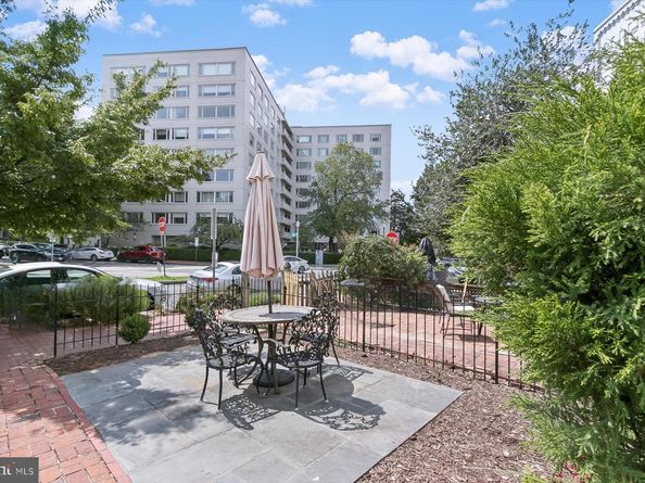 804 New Hampshire Avenue NW, Washington DC 20037