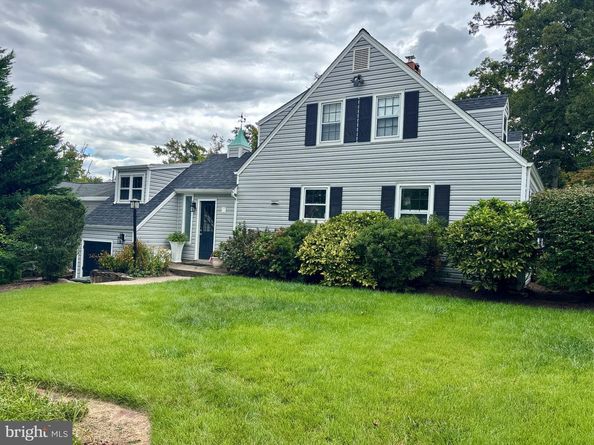 3207 Cameron Mills Road, Alexandria VA 22302