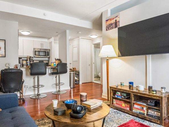 219 S 18TH Street 1004, Philadelphia PA 19103