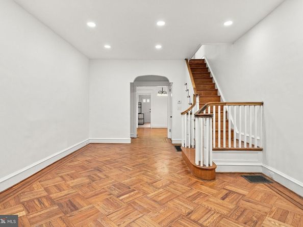 1861 E Westmoreland Street, Philadelphia PA 19134