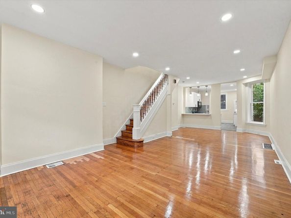 5050 Irving Street, Philadelphia PA 19139