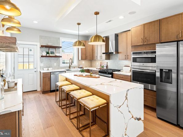 2053 E Cumberland Street, Philadelphia PA 19125