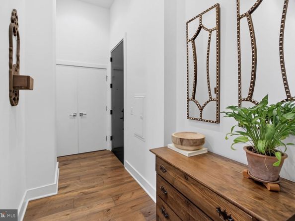 1312 King Street 103, Alexandria VA 22314