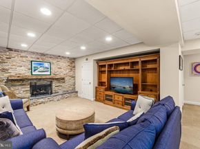 1700 Old Welsh Road, Huntingdon Valley PA 19006