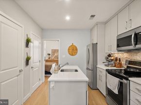 332 11TH Street SE, Washington DC 20003