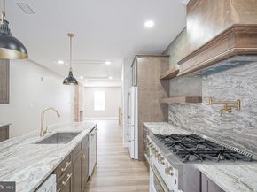 1108 S Front Street, Philadelphia PA 19147