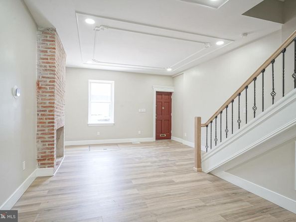1108 S Front Street, Philadelphia PA 19147