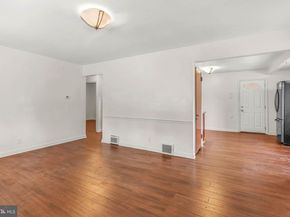 9231 Academy Road, Philadelphia PA 19114