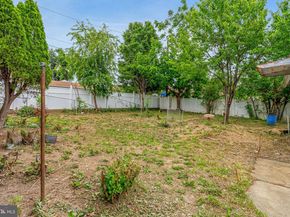 9231 Academy Road, Philadelphia PA 19114